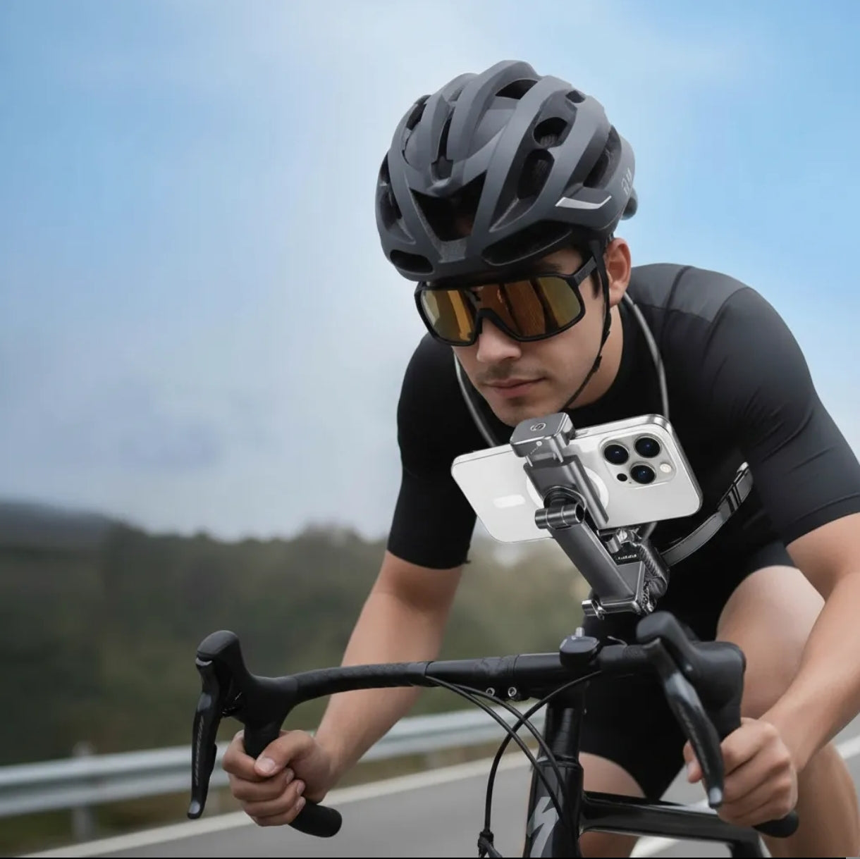 VisionTrack™ | Soporte Celular de Cuello para videos POV Manos Libres para Creadores y Aventureros